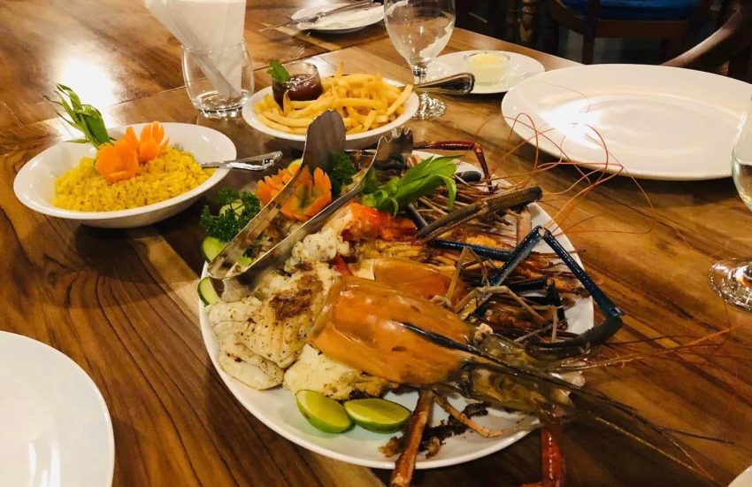 Thaulle Beach Restaurant