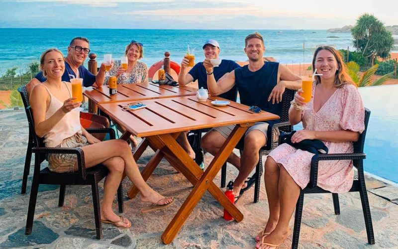 Thaulle Beach Restaurant