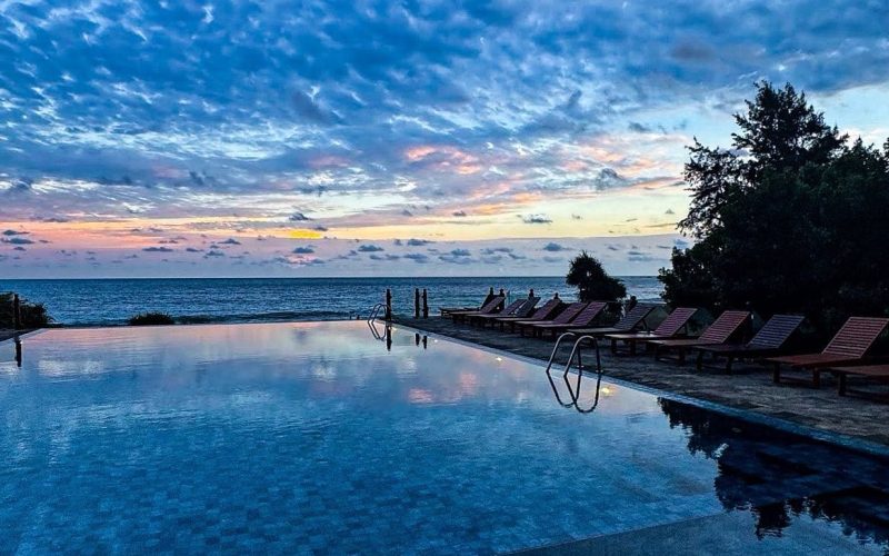 Thaulle Beach Restaurant