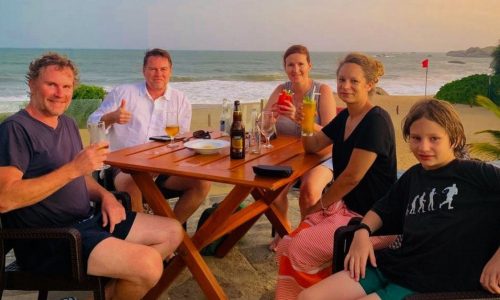 Thaulle Beach Restaurant