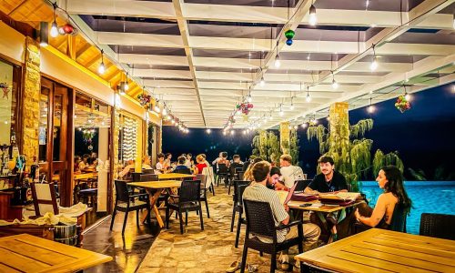 Thaulle Beach Restaurant